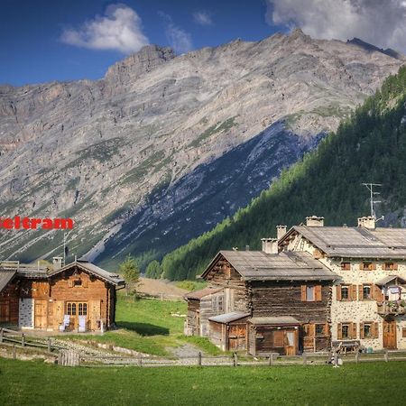 Chalet Al Beltram Livigno Kültér fotó